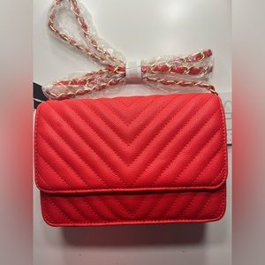 2 piece red shoulder / cross body bag